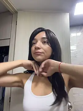 uniquerossie online show from March 1, 8:47 am