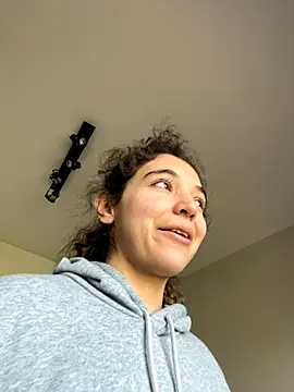 uniquerossie online show from November 10, 10:09 am