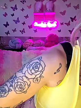 Chachou000 online show from May 29, 6:03 pm
