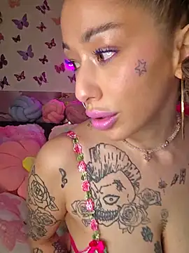 Chachou000 online show from May 2, 11:59 am