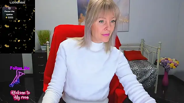 Anita Tayson online show from December 2, 6:48 am