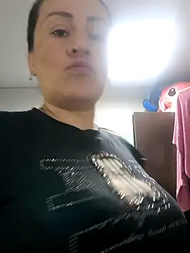 Snapshot of LuisaFernanda170823 chatting on October 25, 2:28 pm LuisaFernanda170823 online show from October 25, 2:28 pm