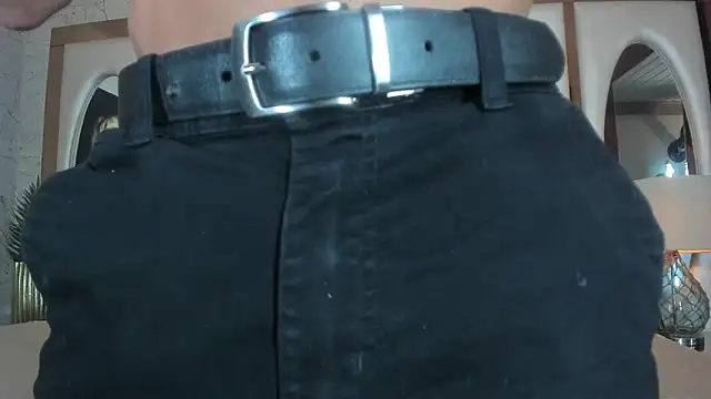 ALAN SANTHOS online show from December 4, 4:22 am