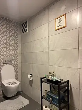 h0rniecollege online show from December 18, 10:19 am