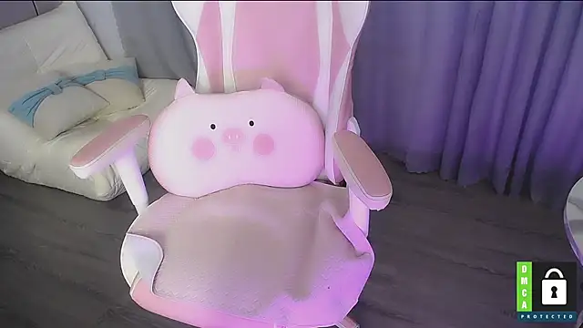 Snapshot of San___San chatting on November 12, 4:16 am San San online show from November 12, 4:16 am