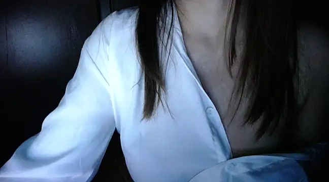 Snapshot of Matta_Glory chatting on March 3, 6:09 am Matta Glory online show from March 3, 6:09 am