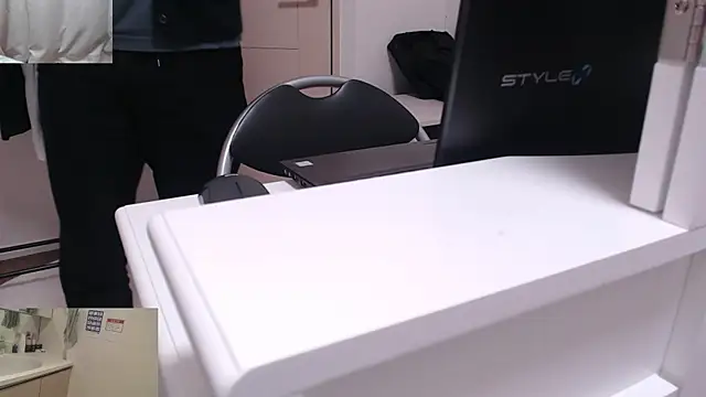 Snapshot of Kakushi_dori chatting on March 5, 11:17 am Kakushi dori online show from March 5, 11:17 am