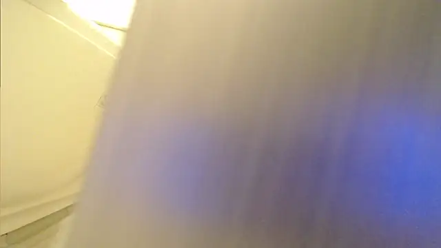 Snapshot of Kakushi_dori chatting on December 12, 5:04 pm Kakushi dori online show from December 12, 5:04 pm