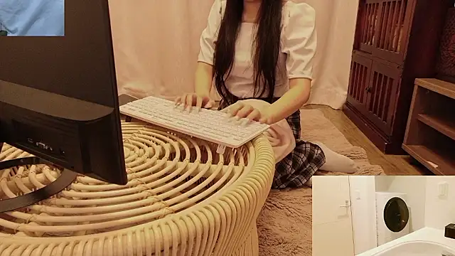 Snapshot of Kakushi_dori chatting on June 12, 11:41 am Kakushi dori online show from June 12, 11:41 am