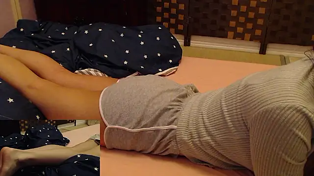 Snapshot of Kakushi_dori chatting on December 3, 10:45 am Kakushi dori online show from December 3, 10:45 am