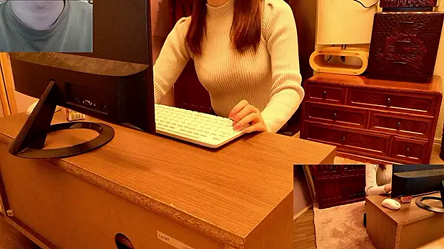 Snapshot of Kakushi_dori chatting on October 26, 10:37 am Kakushi dori online show from October 26, 10:37 am