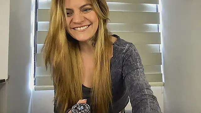Val   online show from September 8, 3:44 pm