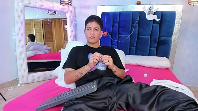 Levy Steve online show from November 3, 3:12 am