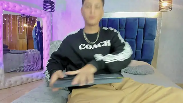 Levy Steve online show from December 5, 3:05 am