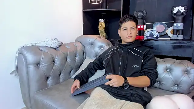 Levy Steve online show from March 19, 4:47 am