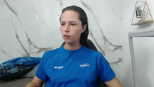 Lindsey8 online show from May 18, 2:00 pm