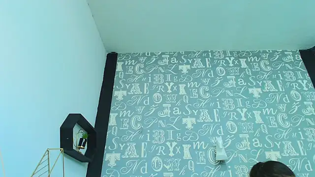 Lindsey8 online show from October 24, 1:10 pm