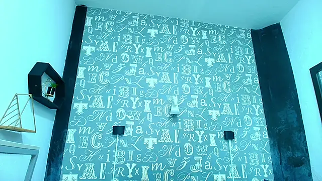 Lindsey8 online show from January 6, 1:26 pm