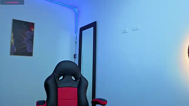 daniela xue online show from April 15, 7:58 pm