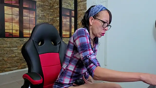 daniela xue online show from September 30, 12:49 am