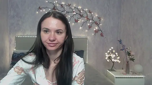 KaraCriegs online show from March 8, 2:48 am