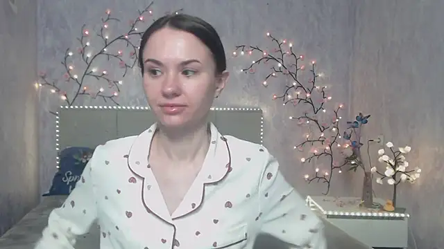 KaraCriegs online show from April 28, 2:27 am