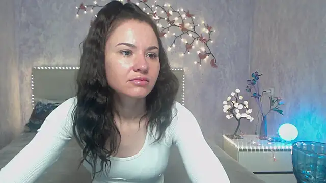 KaraCriegs online show from March 9, 6:11 pm