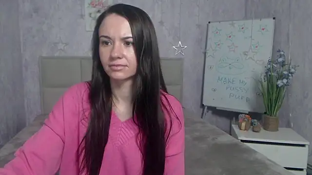 Snapshot of KaraCriegs chatting on November 10, 6:24 pm KaraCriegs online show from November 10, 6:24 pm