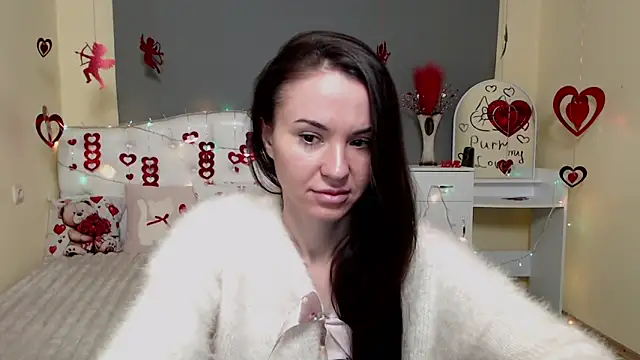 Snapshot of KaraCriegs chatting on February 2, 6:51 pm KaraCriegs online show from February 2, 6:51 pm