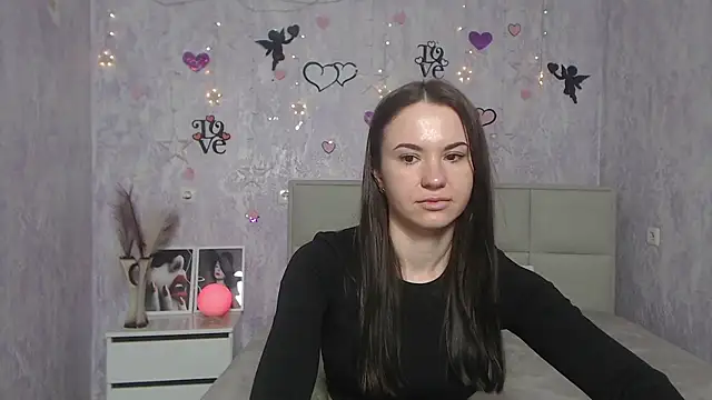 Snapshot of KaraCriegs chatting on March 9, 12:10 am KaraCriegs online show from March 9, 12:10 am