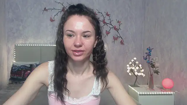 KaraCriegs online show from March 8, 6:22 pm