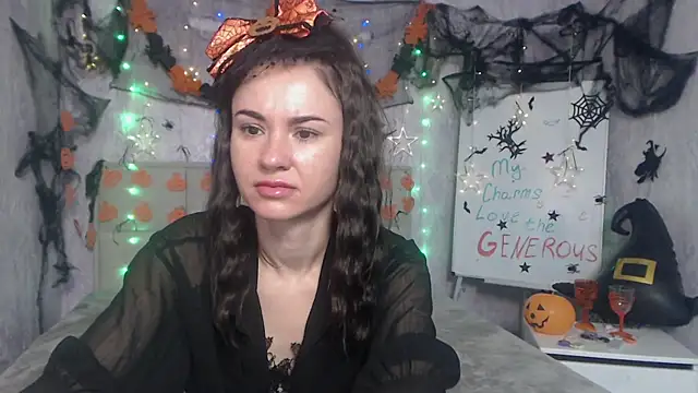 Snapshot of KaraCriegs chatting on October 27, 6:20 pm KaraCriegs online show from October 27, 6:20 pm