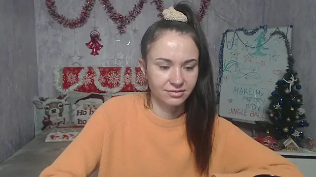 Snapshot of KaraCriegs chatting on December 21, 6:53 pm KaraCriegs online show from December 21, 6:53 pm