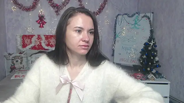 Snapshot of KaraCriegs chatting on December 20, 7:06 pm KaraCriegs online show from December 20, 7:06 pm