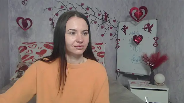 Snapshot of KaraCriegs chatting on February 8, 6:05 pm KaraCriegs online show from February 8, 6:05 pm