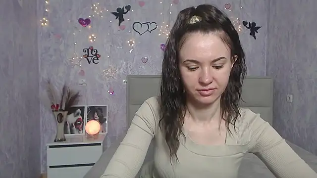 Snapshot of KaraCriegs chatting on March 13, 10:54 pm KaraCriegs online show from March 13, 10:54 pm