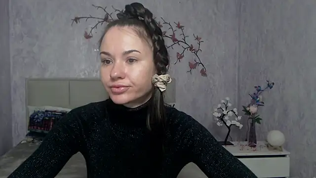 KaraCriegs online show from March 19, 6:08 pm