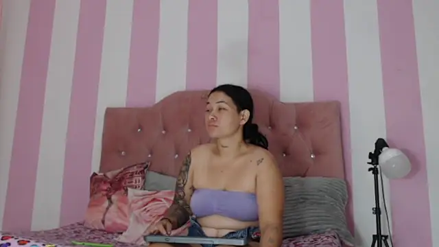 zaleya mateus online show from April 18, 11:01 am