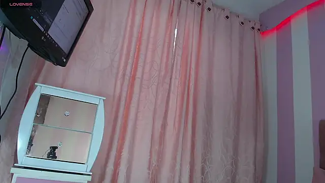 Snapshot of zaleya_mateus chatting on September 13, 1:00 pm zaleya mateus online show from September 13, 1:00 pm