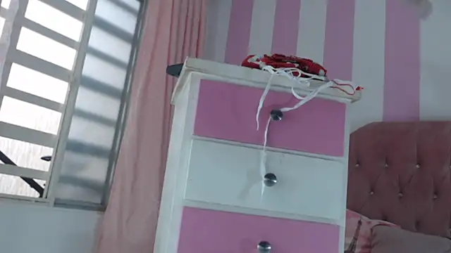 zaleya mateus online show from April 4, 1:28 pm