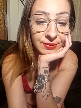 An g elly online show from November 20, 11:36 pm