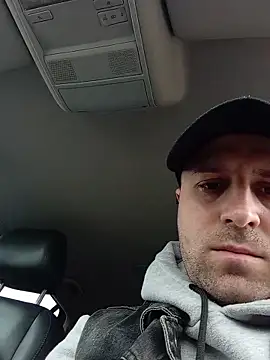LucianM6 online show from March 28, 9:32 am