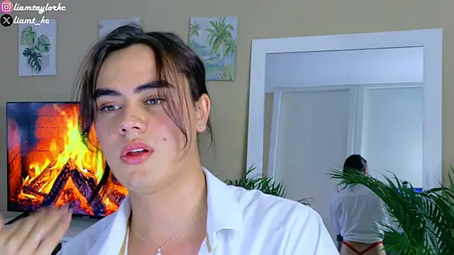 Liam Taylor online show from January 5, 9:40 pm