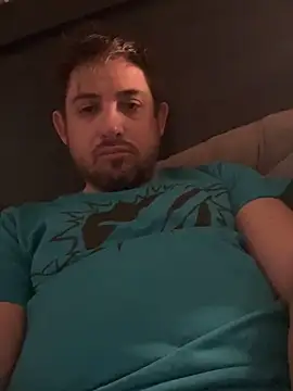 caliguy37 online show from December 3, 8:44 pm