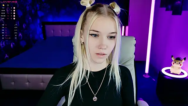 ShhhO O online show from November 27, 1:00 pm