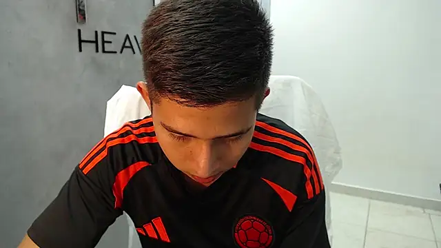 harold 18  online show from February 5, 6:15 pm