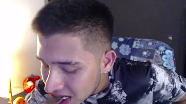 harold 18  online show from February 25, 8:08 pm