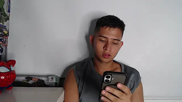 Snapshot of harold_18_ chatting on November 24, 6:52 pm harold 18 online show from November 24, 6:52 pm