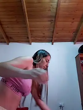 Iris love18 online show from December 22, 3:34 pm