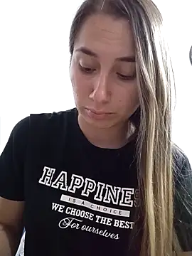 Iris love18 online show from November 18, 8:45 pm